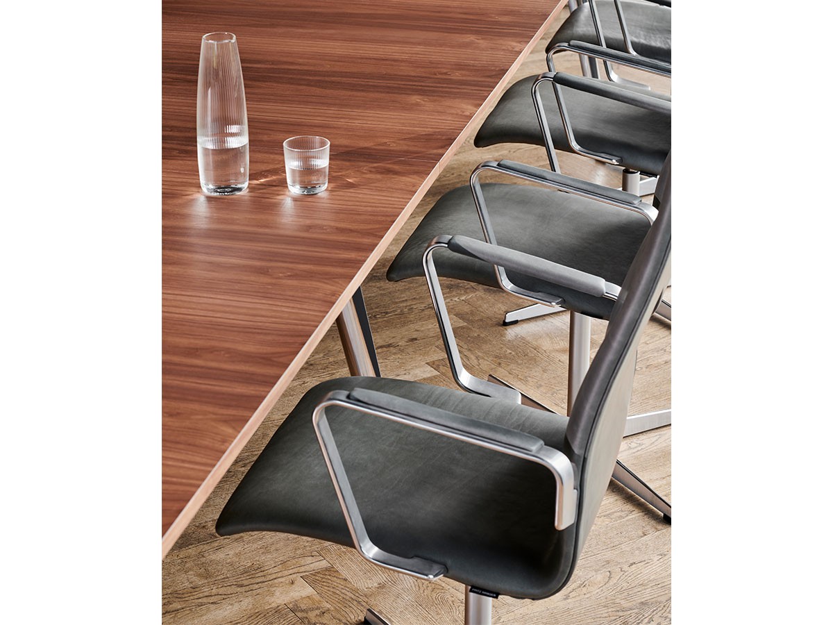 FRITZ HANSEN OXFORD / フリッツ・ハンセン オックスフォード アーム