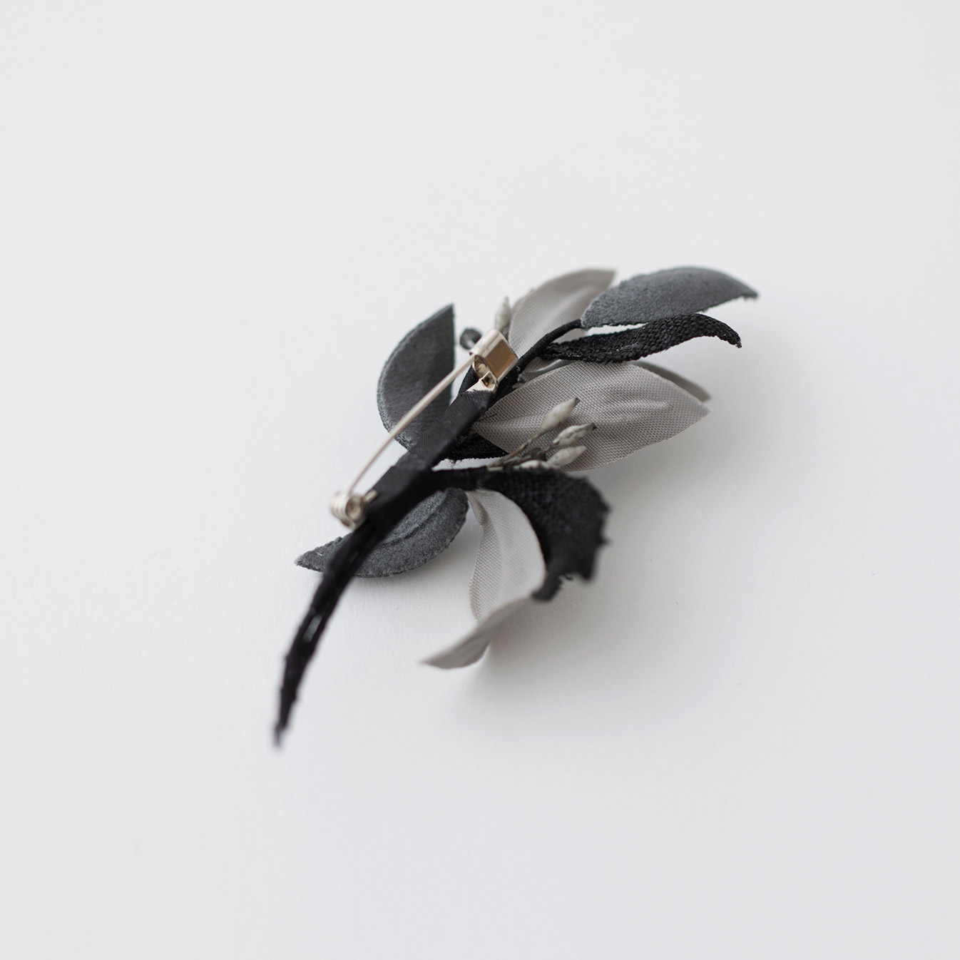 アトリエ染花 リーフコサージュ | utilité - STAMPS ONLINE STORE