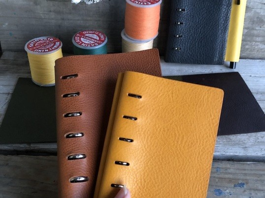 愛着ひとしお！イタリアンレザーで自作する、[M5]本革システム手帳