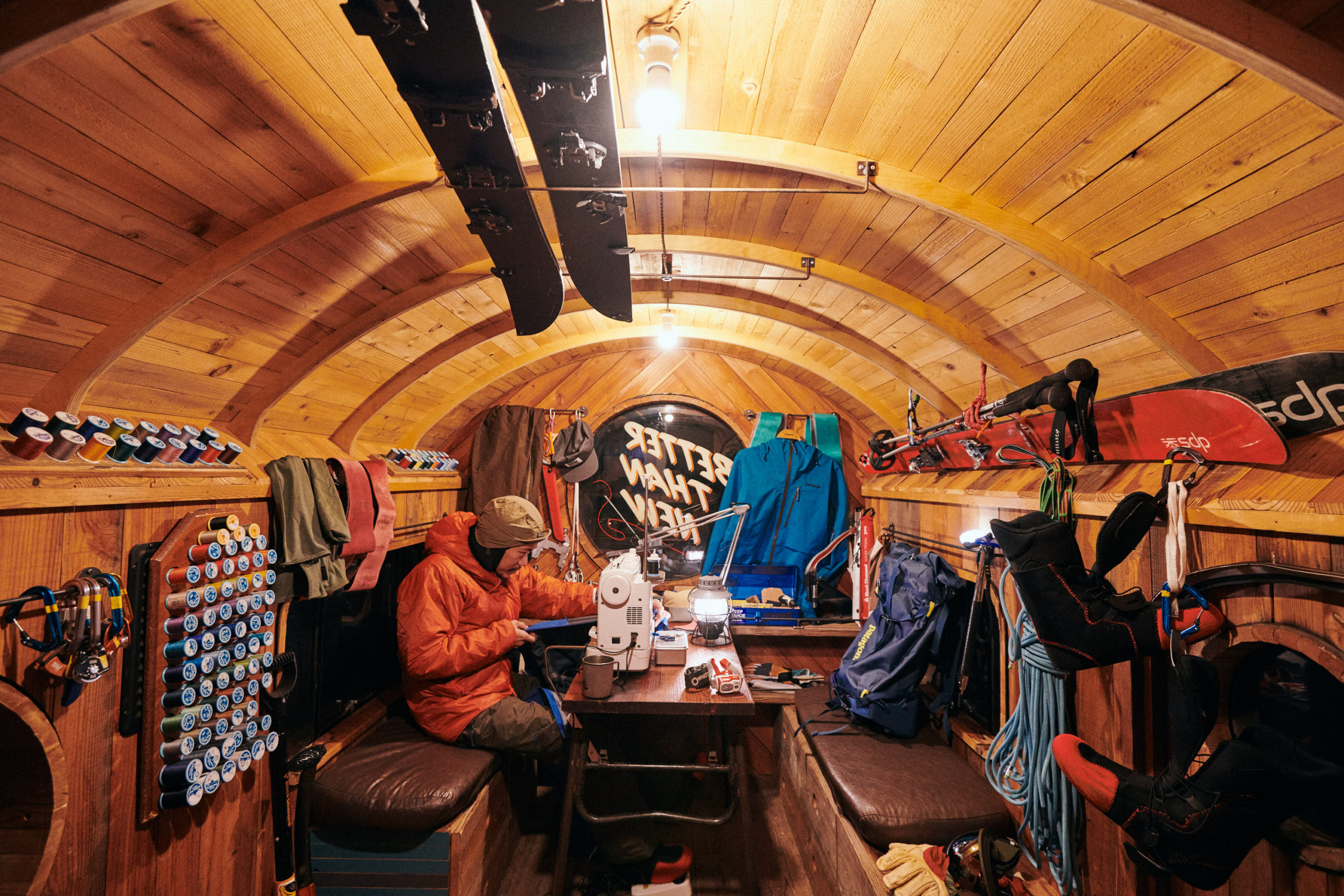 パタゴニアのリペアトラック「つぎはぎ」が北海道上陸！｜スノーウエア