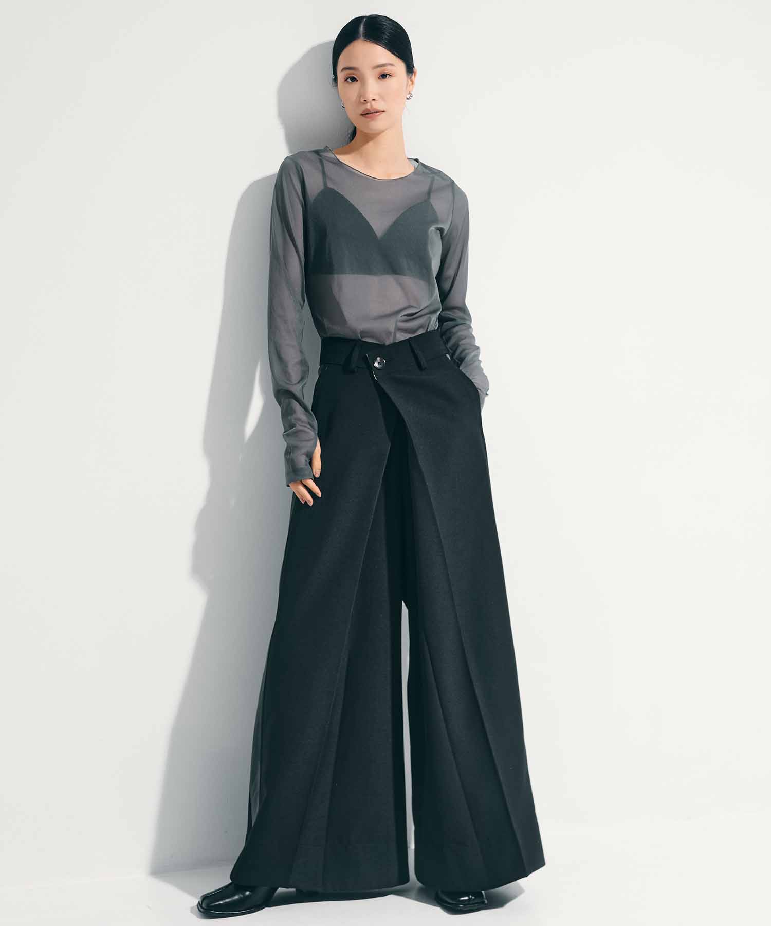 Side Leather Flare Trousers(1 BLACK): STUDIOUS: WOMENS｜ STUDIOUS