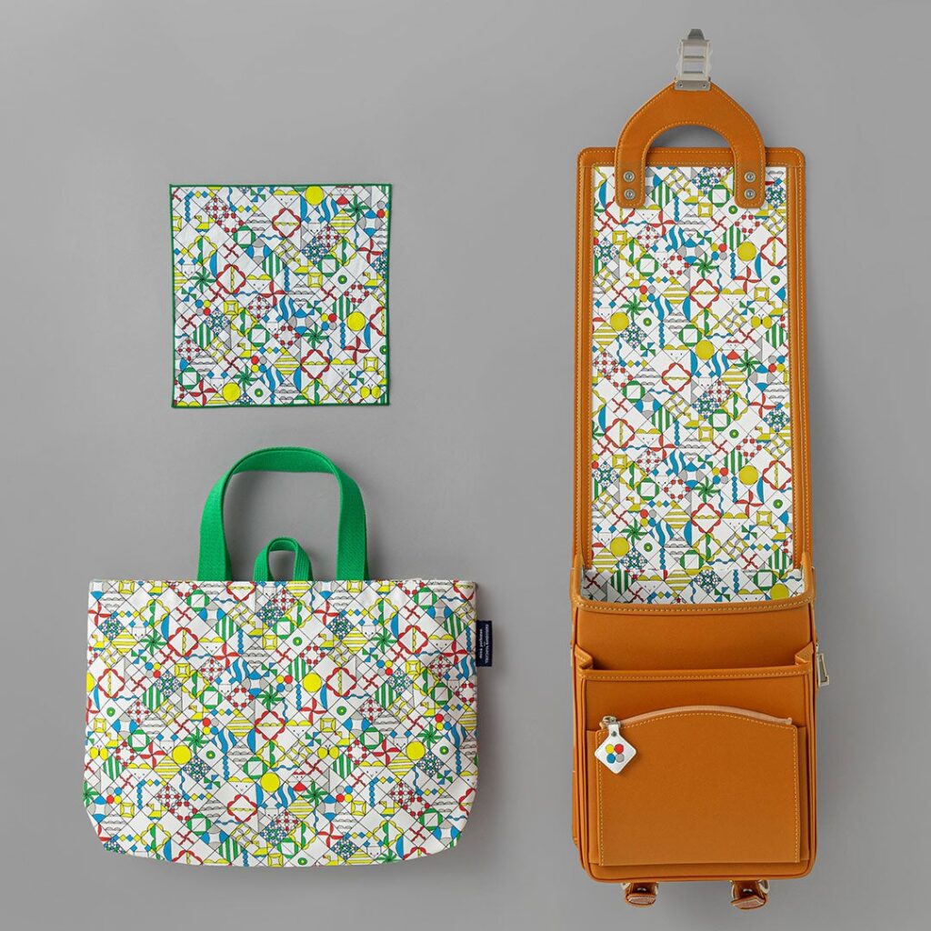 土屋鞄製造所×ミナ ペルホネン。軽量仕様の限定柄2025年入学用