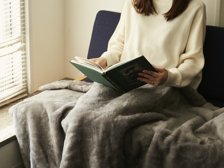 LOOM＆SPOOL/SERENEウォッシャブルウール ニューマイヤー毛布 ハーフ