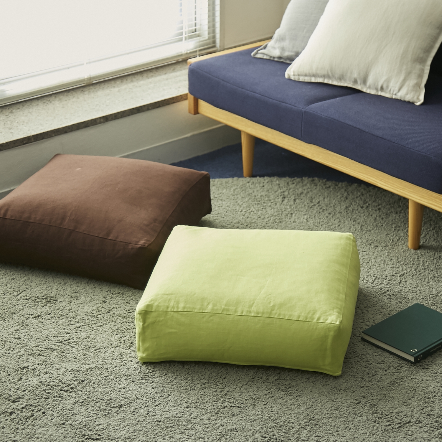 FIBER ART STUDIO/リネンクッションチェア スクエア -特殊ビーズが