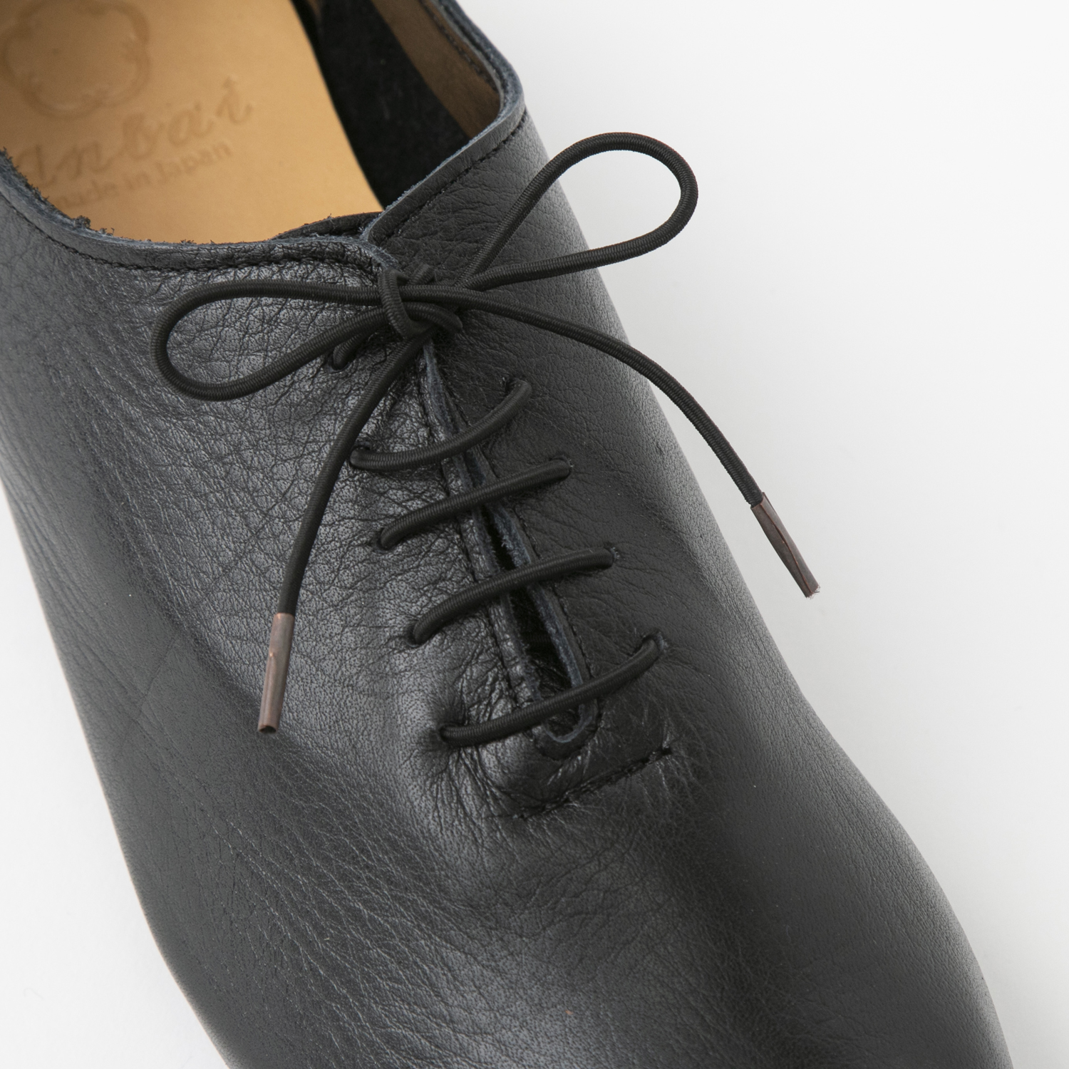 anbai/撥水ソフトレザーのレースアップシューズ -気兼ねなく履けて疲れ