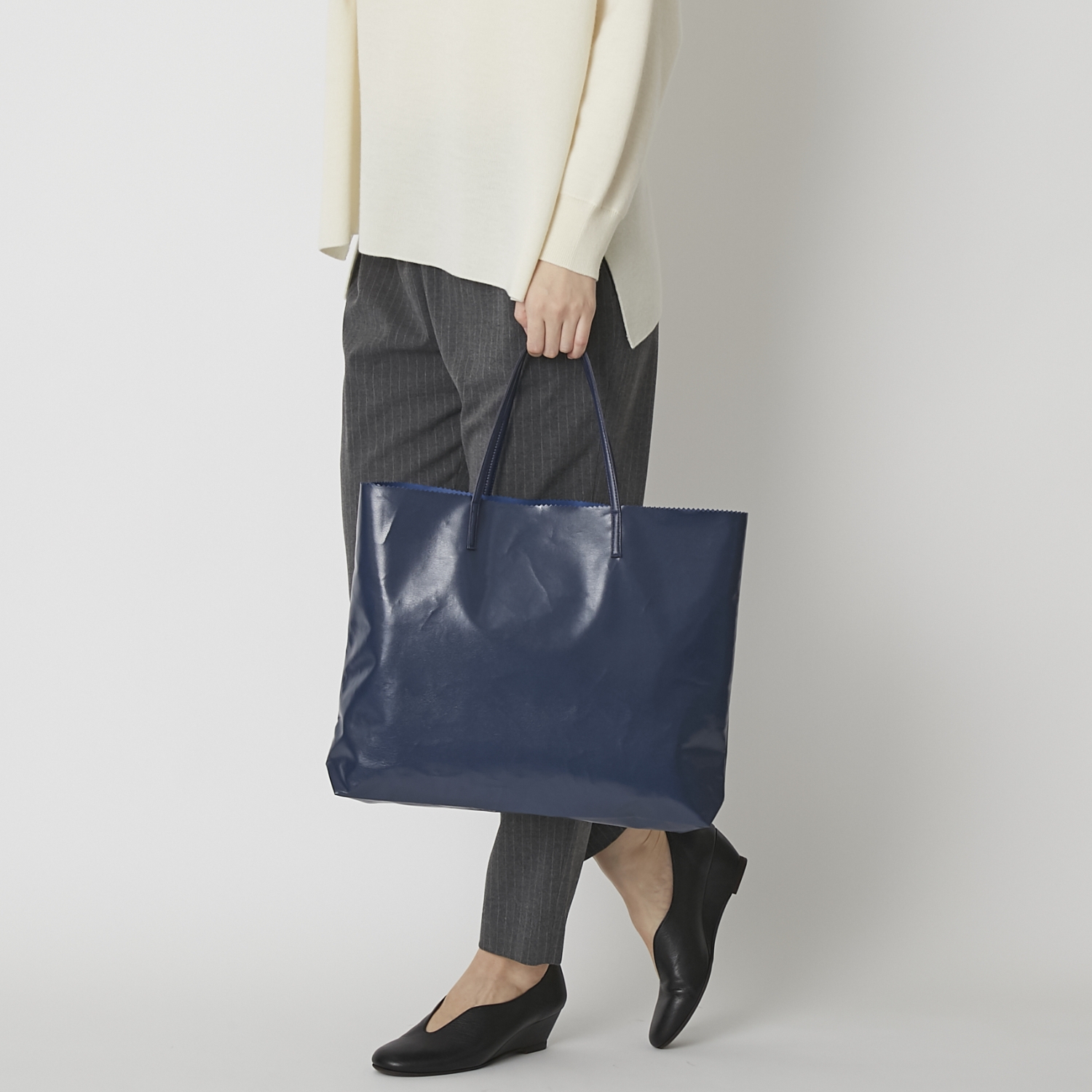 MARVELOUS！/マチ薄トートバッグ -ヒールにもスニーカーにも似合う