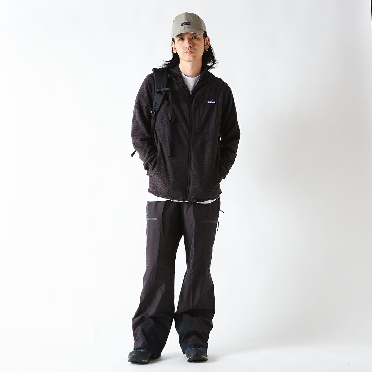patagonia パタゴニア R1エアフルジップフーディ メンズ｜SUNDAY