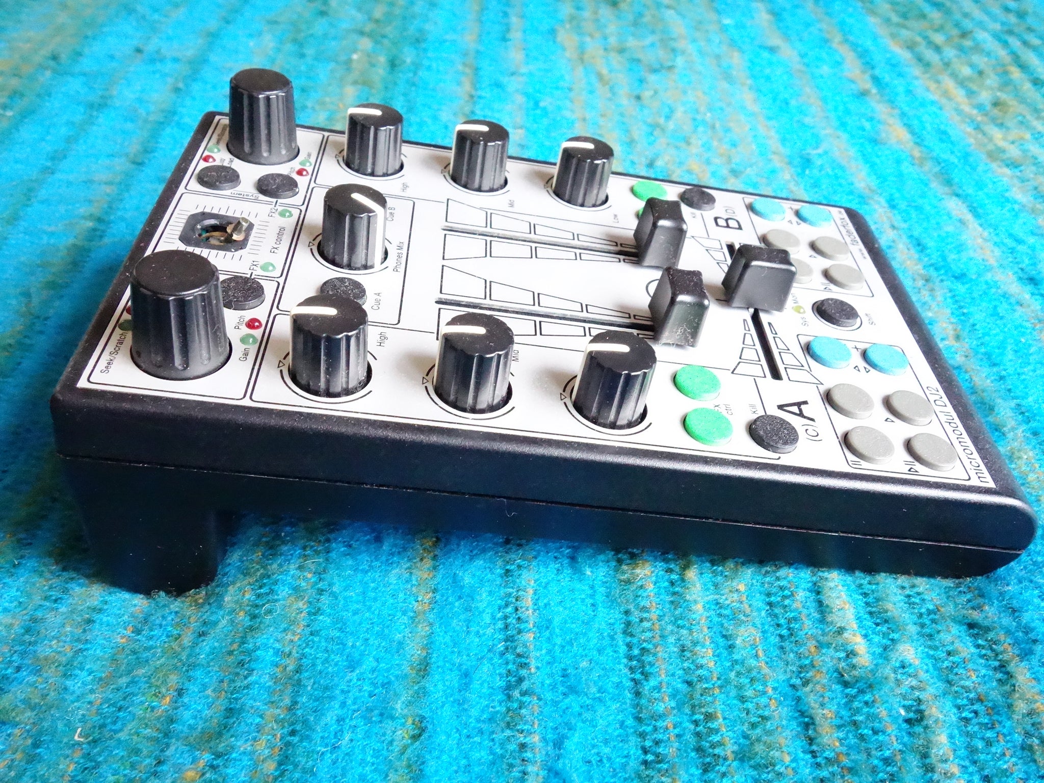 Faderfox Micromodul DJ2 Midi Controller w/ Original CD Driver