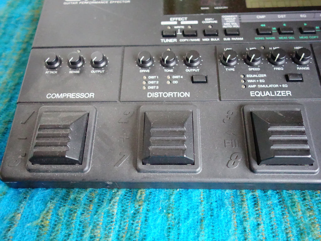 Yamaha GW50 Guitar Performance Effector - 90's Multi Effects w/ AC