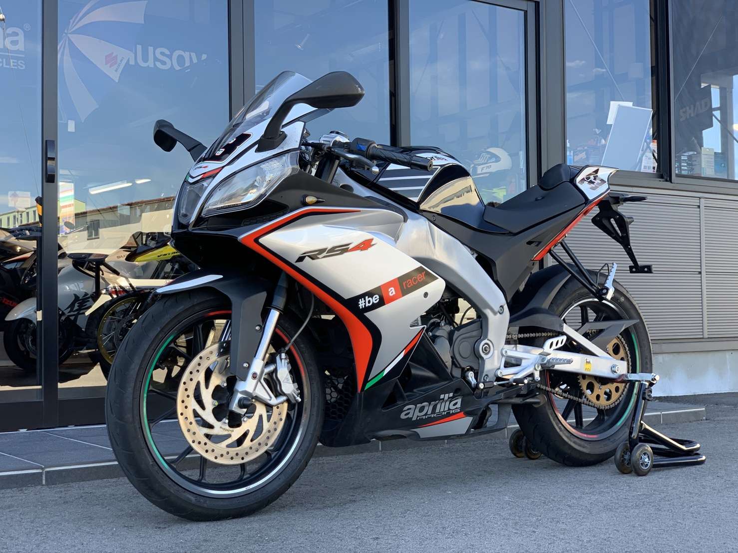 アプリリア RS4 125が入荷しました！】 | 二輪に関するさまざまな