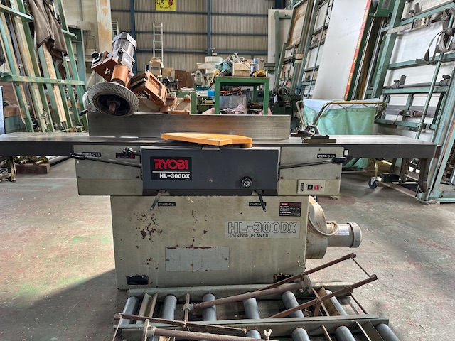 新着情報【飯田自動一面鉋盤SX－632、リョービ手押し鉋盤HL