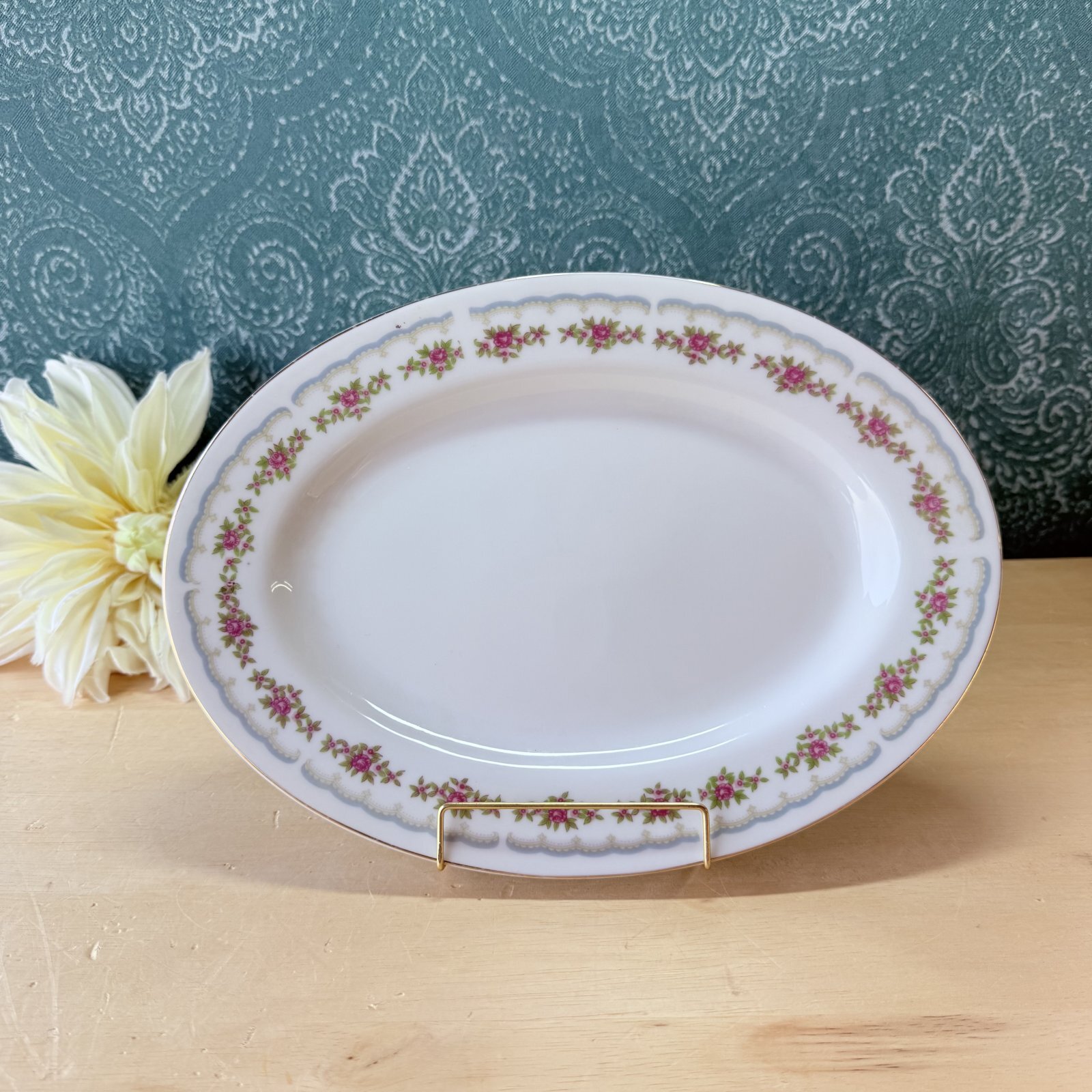 昭和レトロ】乙女心をくすぐる、可憐なピンクローズのオーバルプレート