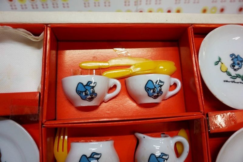ニチガンのディズニーままごとあそび 食器セット レトロ玩具 わんわん