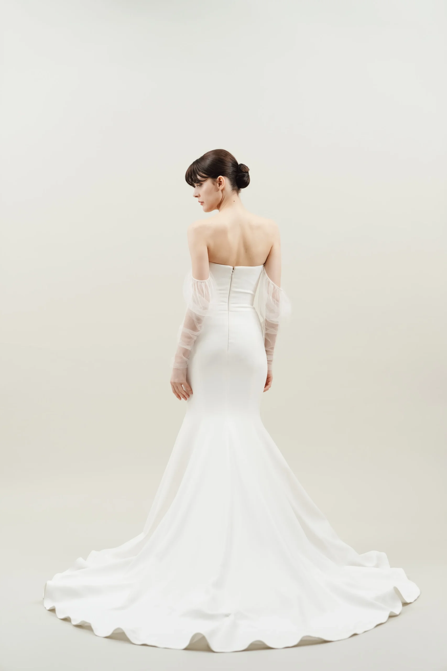 Vera Wang（ヴェラ・ウォン）のAva / アヴァ（ホワイト）です